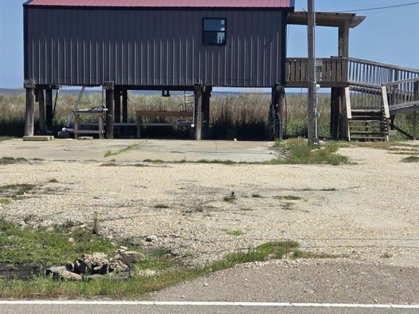 2443 S Madison Rd, Montegut, LA 70377