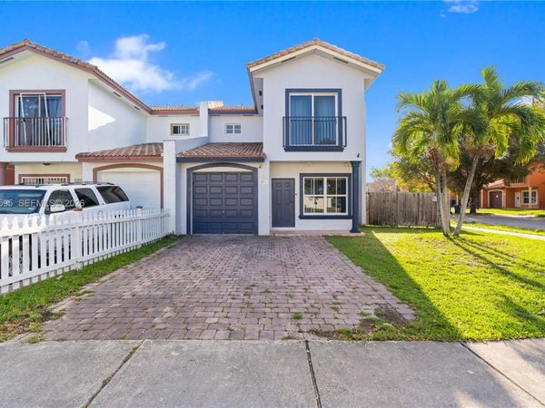 989 SW 6th Pl, Florida City, FL 33034