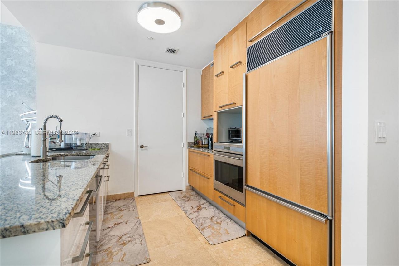 16001 Collins Ave , Unit 3002, Sunny Isles Beach, FL 33160 Photo