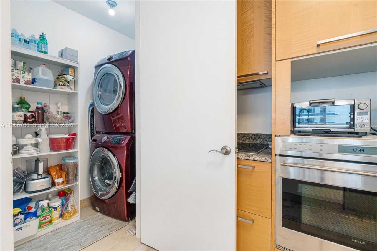 16001 Collins Ave , Unit 3002, Sunny Isles Beach, FL 33160 Photo