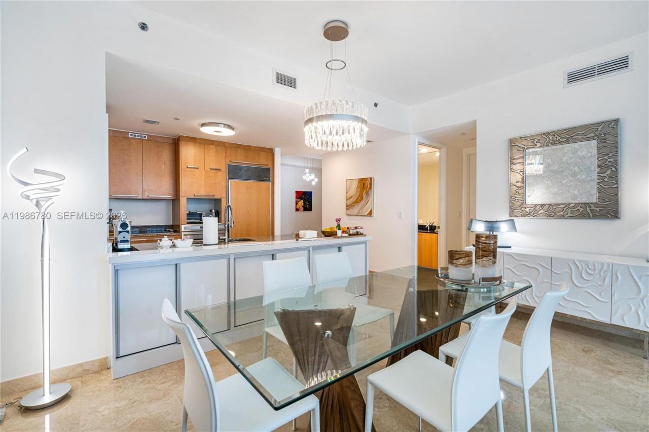 16001 Collins Ave , Unit 3002, Sunny Isles Beach, FL 33160 Photo