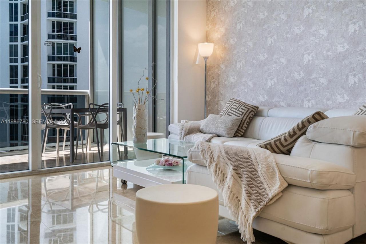 16001 Collins Ave , Unit 3002, Sunny Isles Beach, FL 33160 Photo