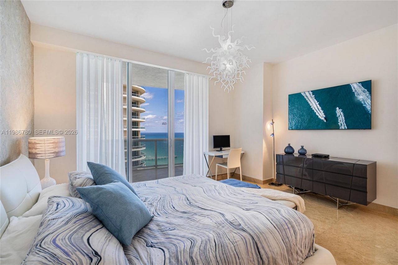 16001 Collins Ave , Unit 3002, Sunny Isles Beach, FL 33160 Photo