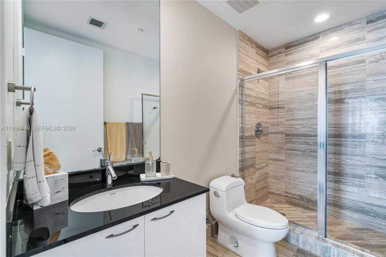 16001 Collins Ave , Unit 3002, Sunny Isles Beach, FL 33160 Photo