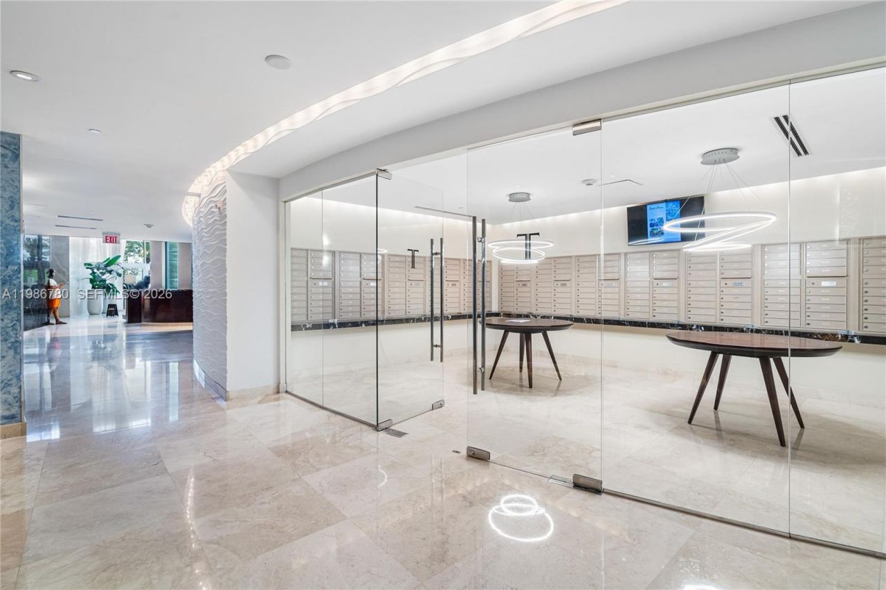 16001 Collins Ave , Unit 3002, Sunny Isles Beach, FL 33160 Photo