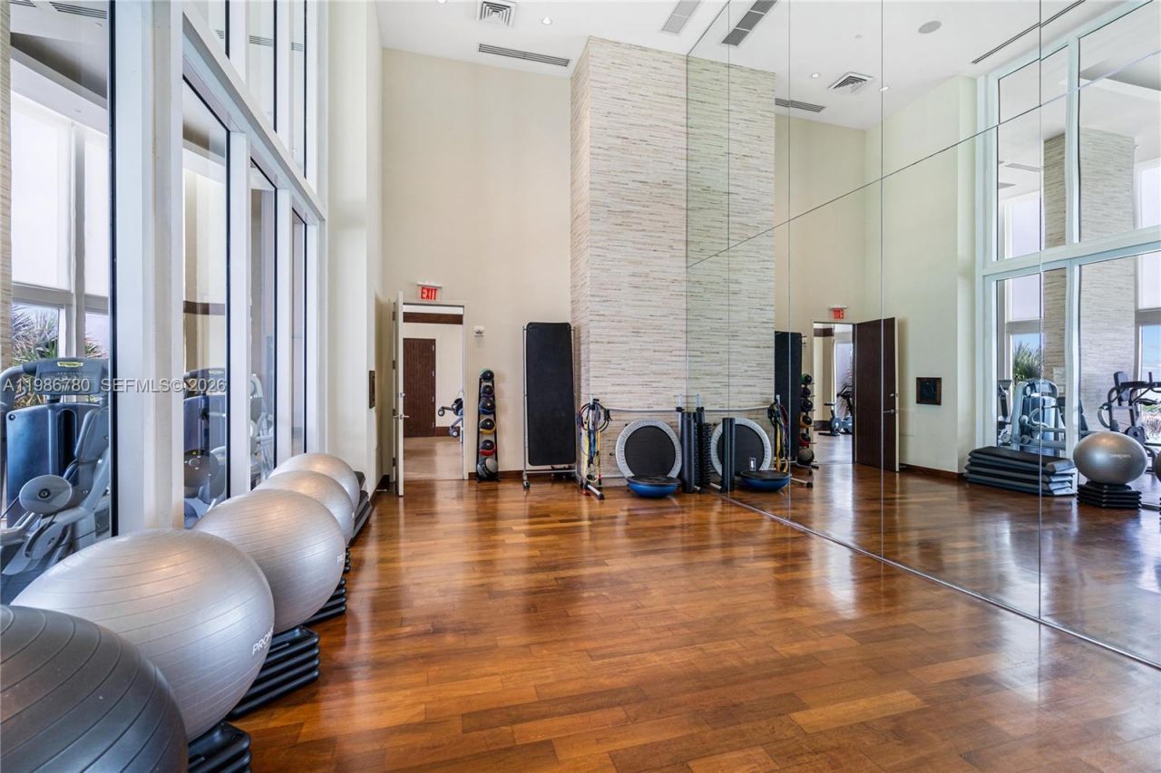 16001 Collins Ave , Unit 3002, Sunny Isles Beach, FL 33160 Photo