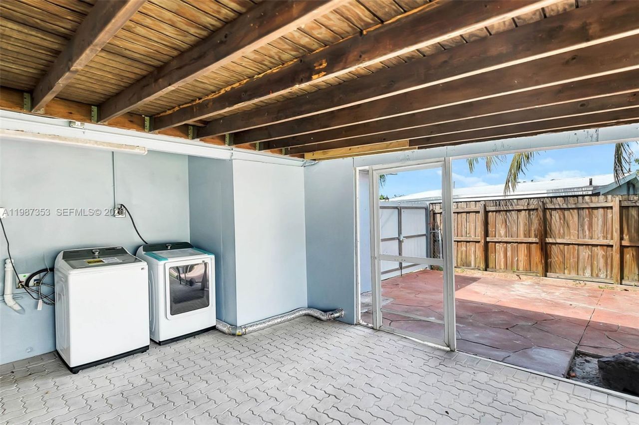 4525 SW 112th Pl , Miami, FL 33165 Photo