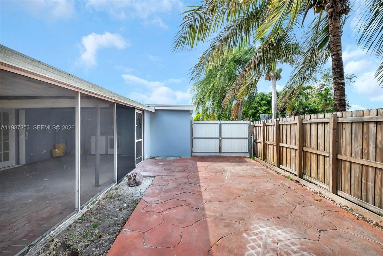 4525 SW 112th Pl , Miami, FL 33165 Photo