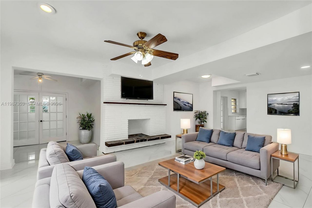 4525 SW 112th Pl , Miami, FL 33165 Photo