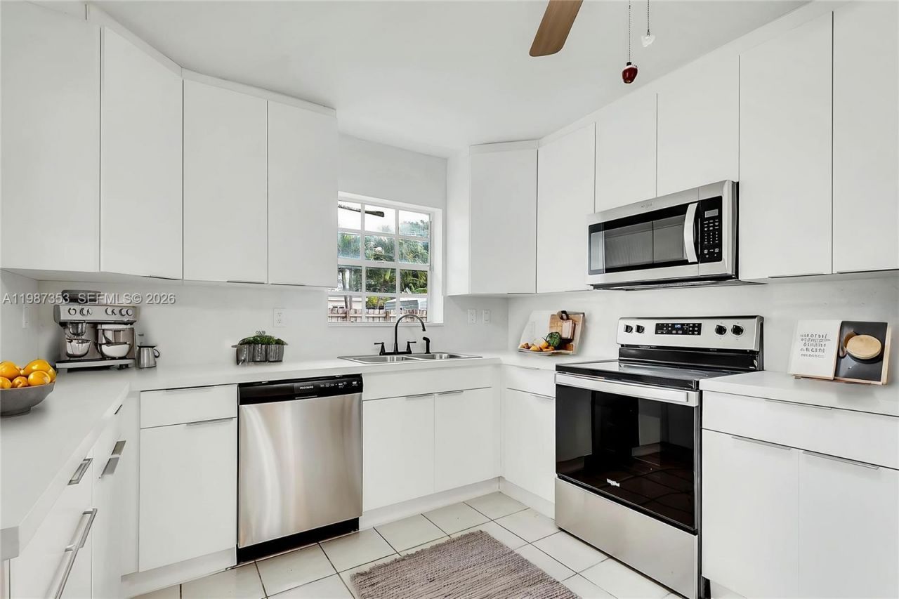 4525 SW 112th Pl , Miami, FL 33165 Photo