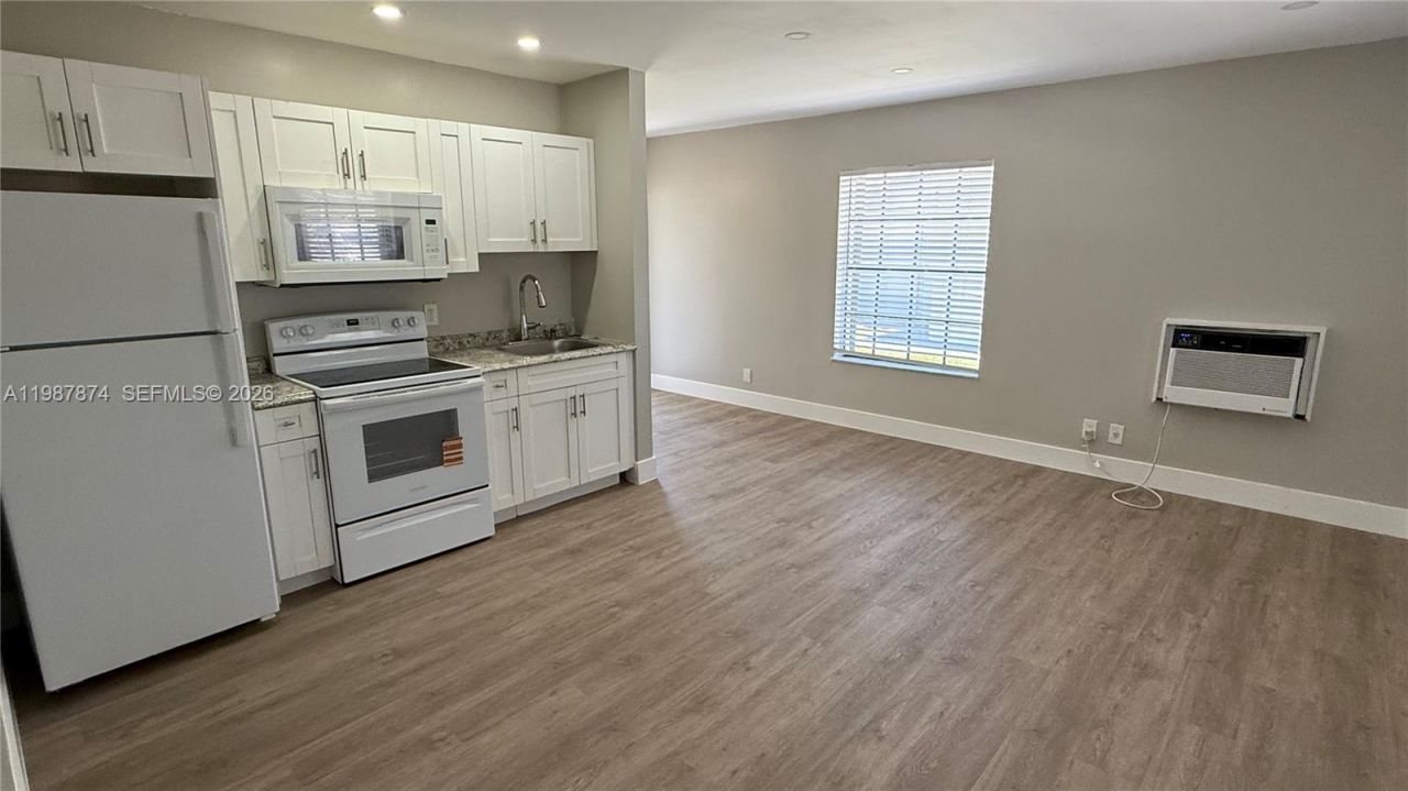 216 NW 12th St , Unit 1, Pompano Beach, FL 33060 Photo