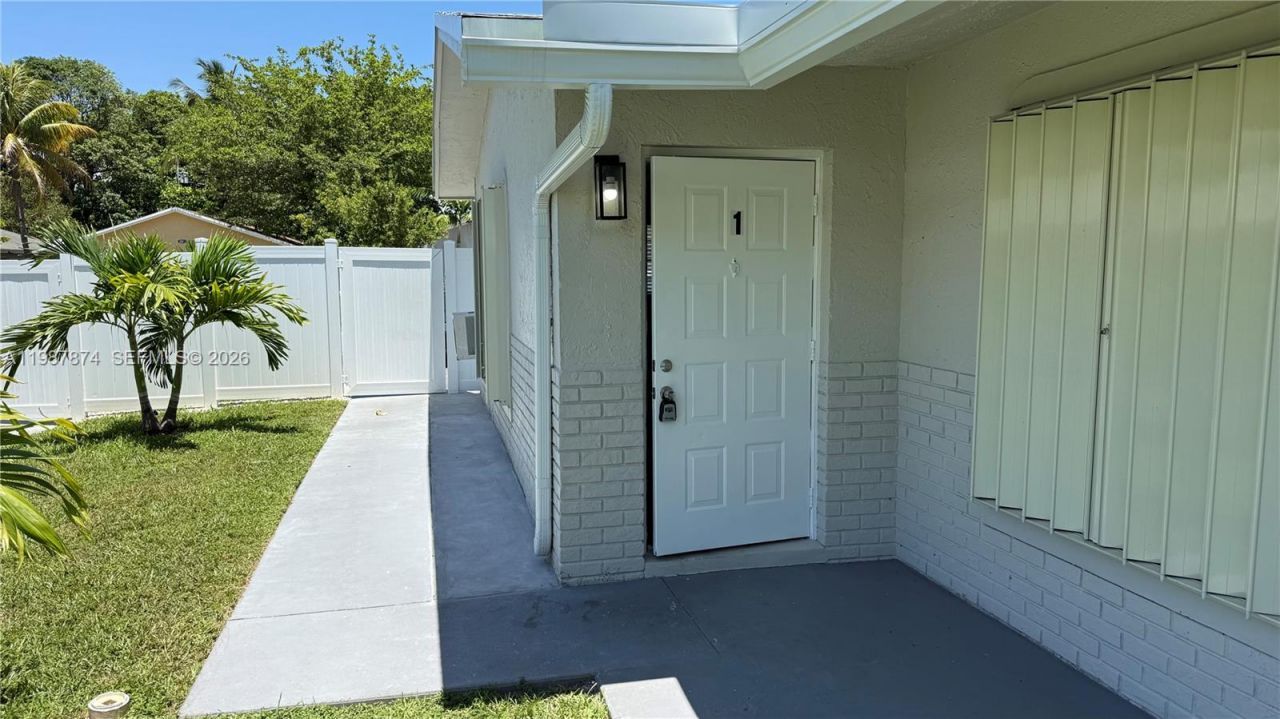 216 NW 12th St , Unit 1, Pompano Beach, FL 33060 Photo