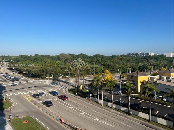 13499 Biscayne Blvd, Unit 613, North Miami, FL 33181