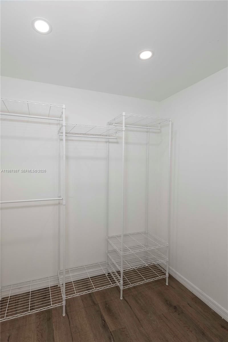 13499 Biscayne Blvd , Unit 613, North Miami, FL 33181 Photo