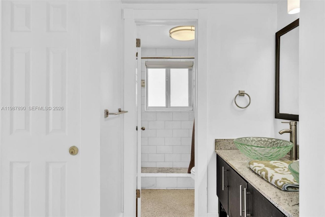 4144 El Mar Dr , Unit 6, Lauderdale by the Sea, FL 33308 Photo