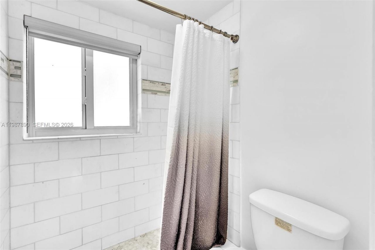 4144 El Mar Dr , Unit 6, Lauderdale by the Sea, FL 33308 Photo