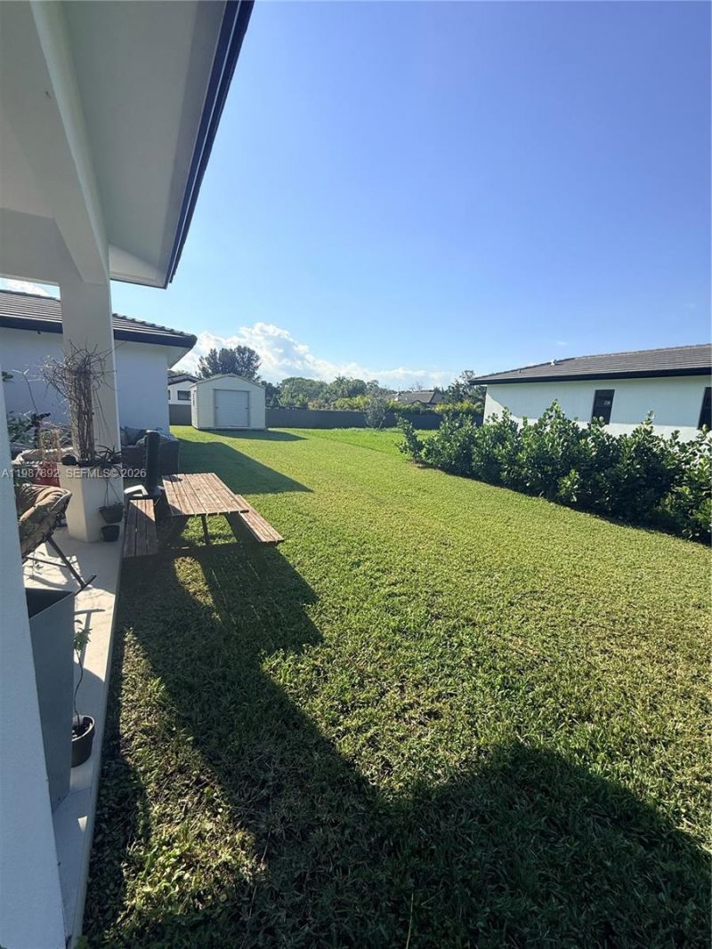 15455 SW 232nd St, Miami, FL 33170 Photo