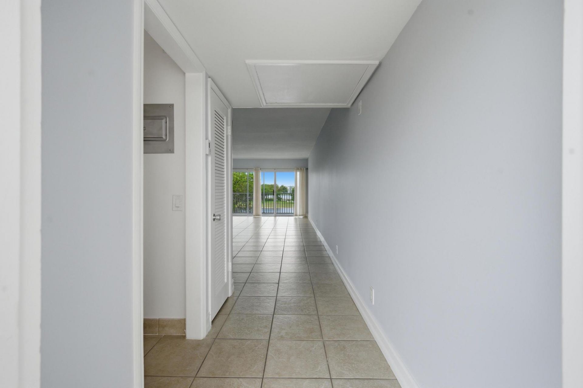 2801 N Palm Aire Drive, Unit 402, Pompano Beach, FL 33069 Photo
