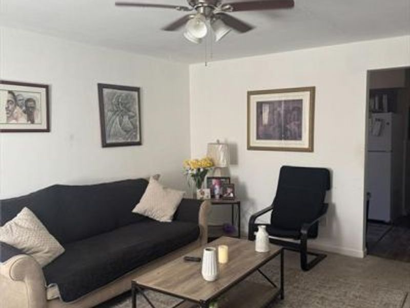 2528 Flanigan Court, Cincinnati, OH 45239 Photo 2