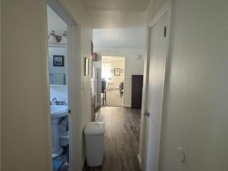 2528 Flanigan Court, Cincinnati, OH 45239 Photo 3