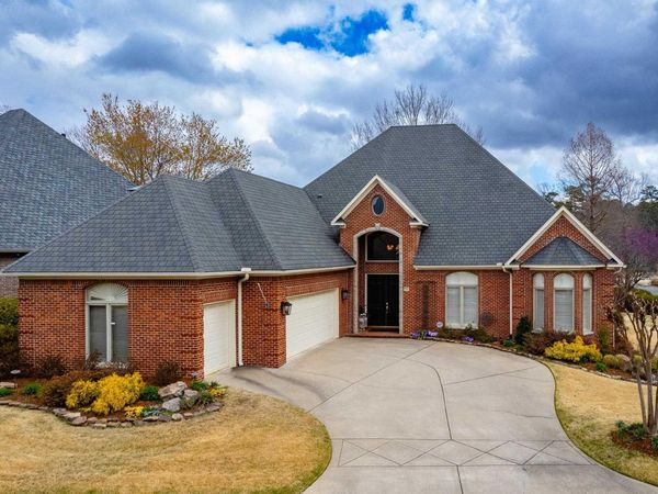 30 Alba Lane, Little Rock, AR 72223