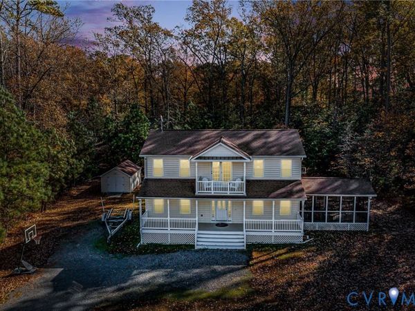 275 Grannys Bar Road, Hague, VA 22469