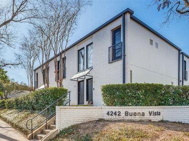 4242 Buena Vista Street, Unit 10, Dallas, TX 75205