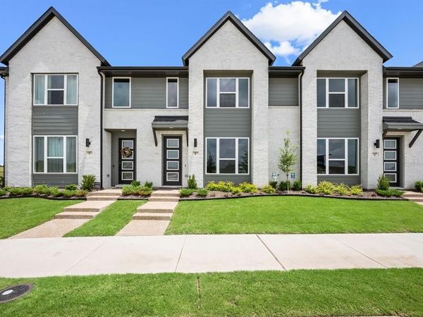 1404 Solterra Boulevard, Mesquite, TX 75180