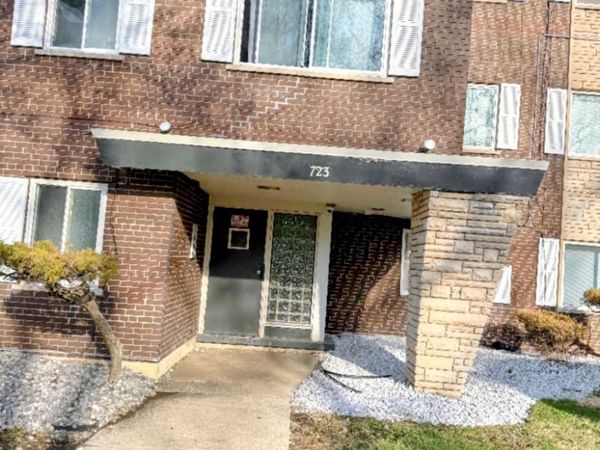 723 Grant Avenue, Unit 3A, Chicago Heights, IL 60411