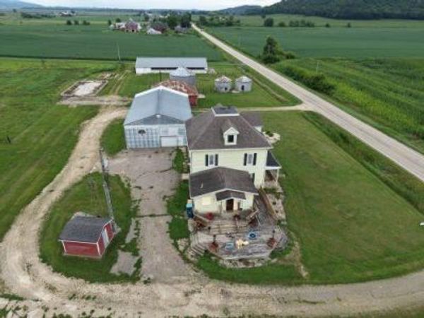 E10056 County C Road, North Freedom, WI 53951