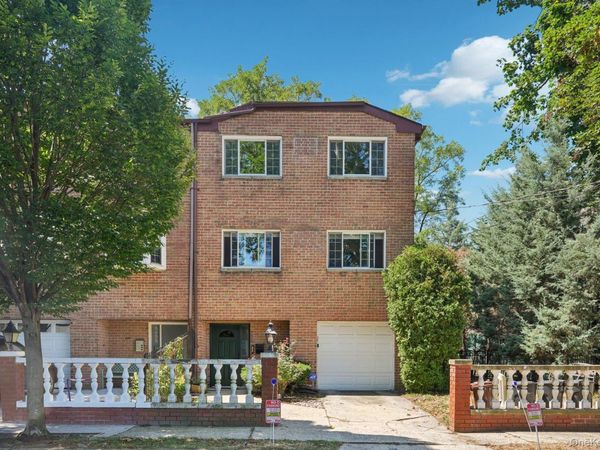 5959 Delafield Avenue , Bronx, NY 10471