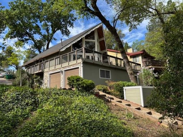 11284 Greenbriar Way, Auburn, CA 95602