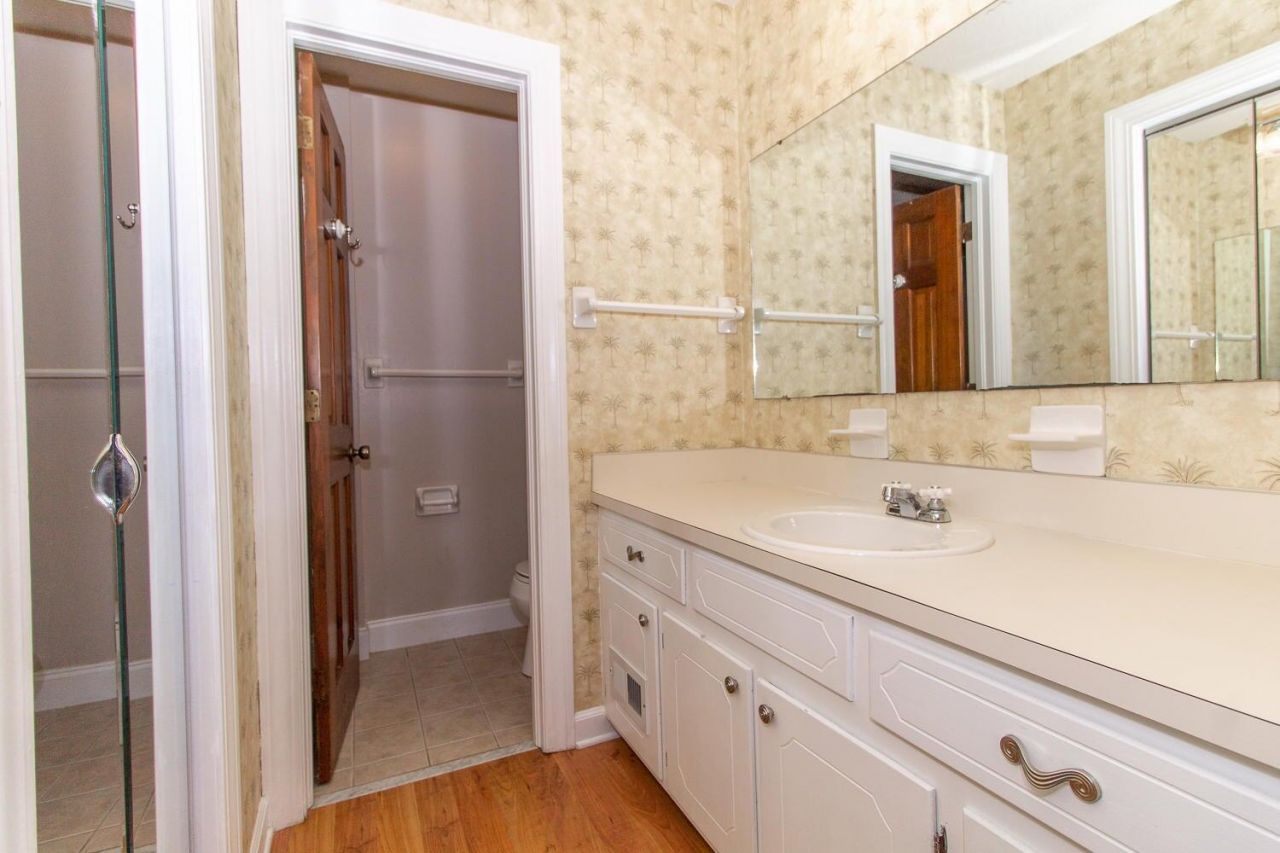 101 Bramblewood Drive Photo 13