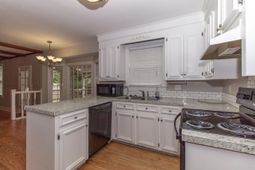 101 Bramblewood Drive photo 4