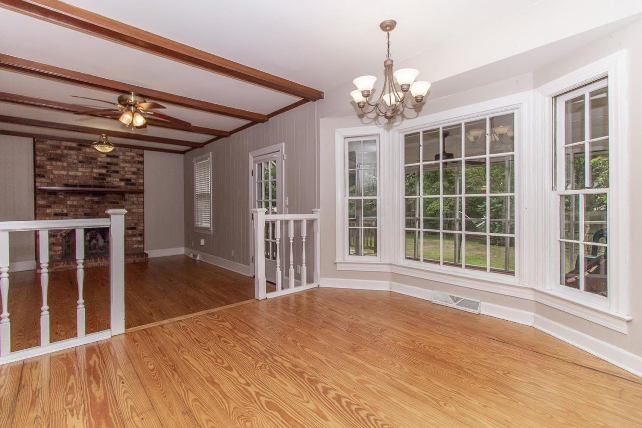 101 Bramblewood Drive Photo 6