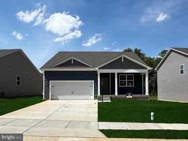 114 ERICA LANE, COLUMBIA, PA 17512
