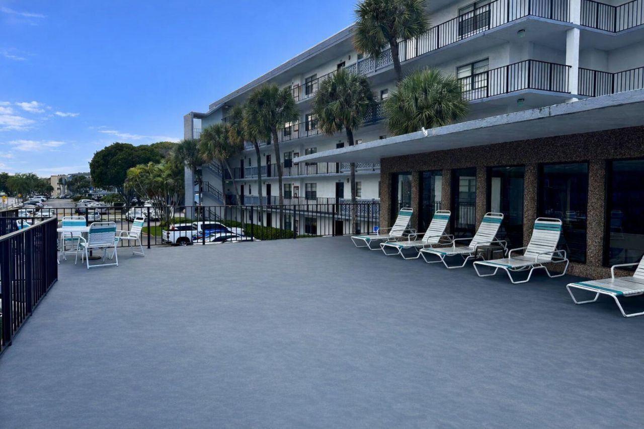 9235 SW 8th Street, Unit 202, Boca Raton, FL 33428 Photo