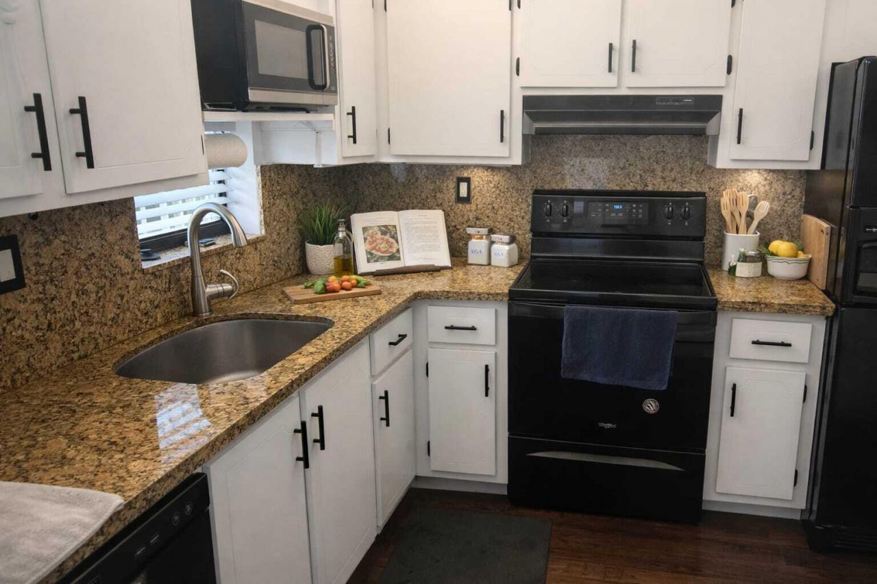 9235 SW 8th Street, Unit 202, Boca Raton, FL 33428 Photo