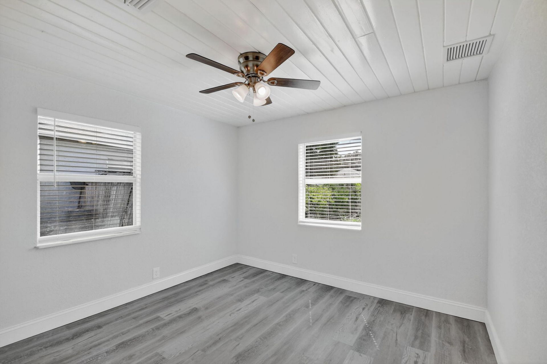 1373 W 30th Street, Riviera Beach, FL 33404 Photo