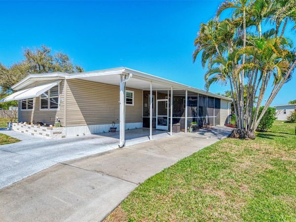 349 LONGWOOD DRIVE, VENICE, FL 34285