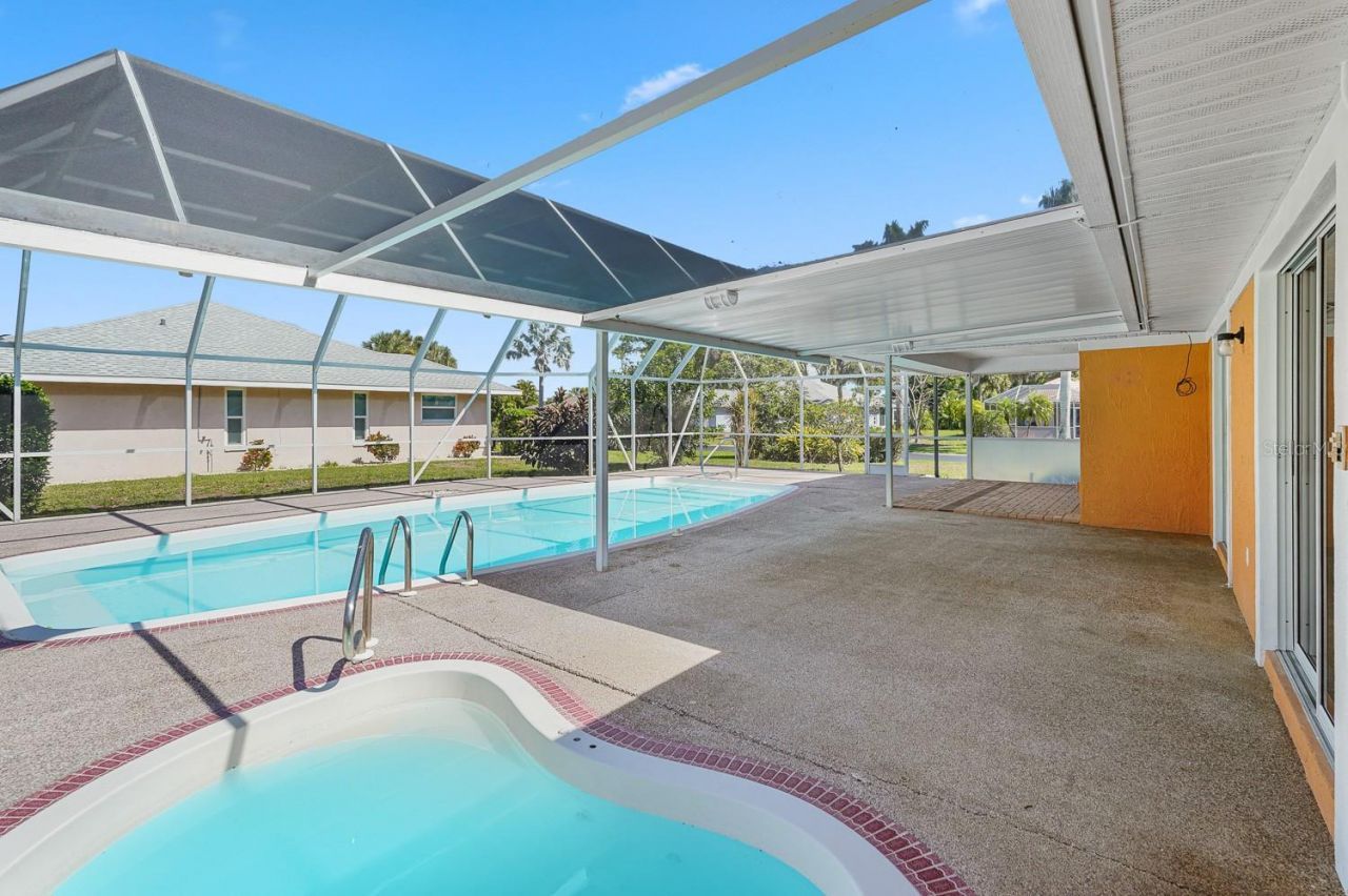 3323 Meadow Run Circle, Venice, FL 34293 Photo