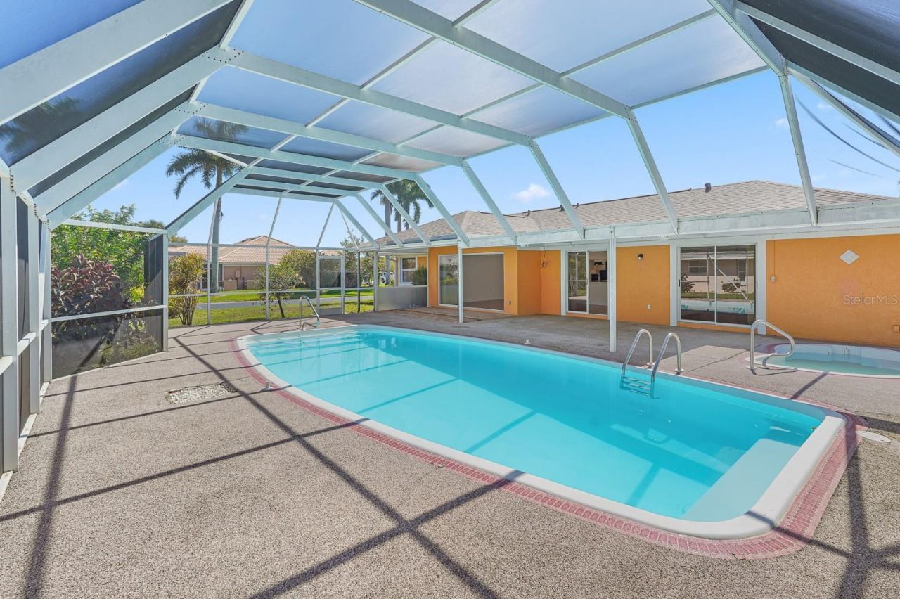 3323 Meadow Run Circle, Venice, FL 34293 Photo