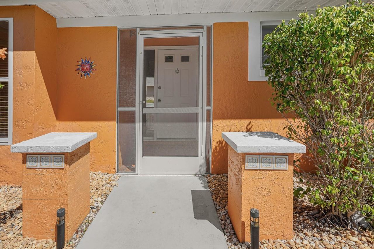 3323 Meadow Run Circle, Venice, FL 34293 Photo