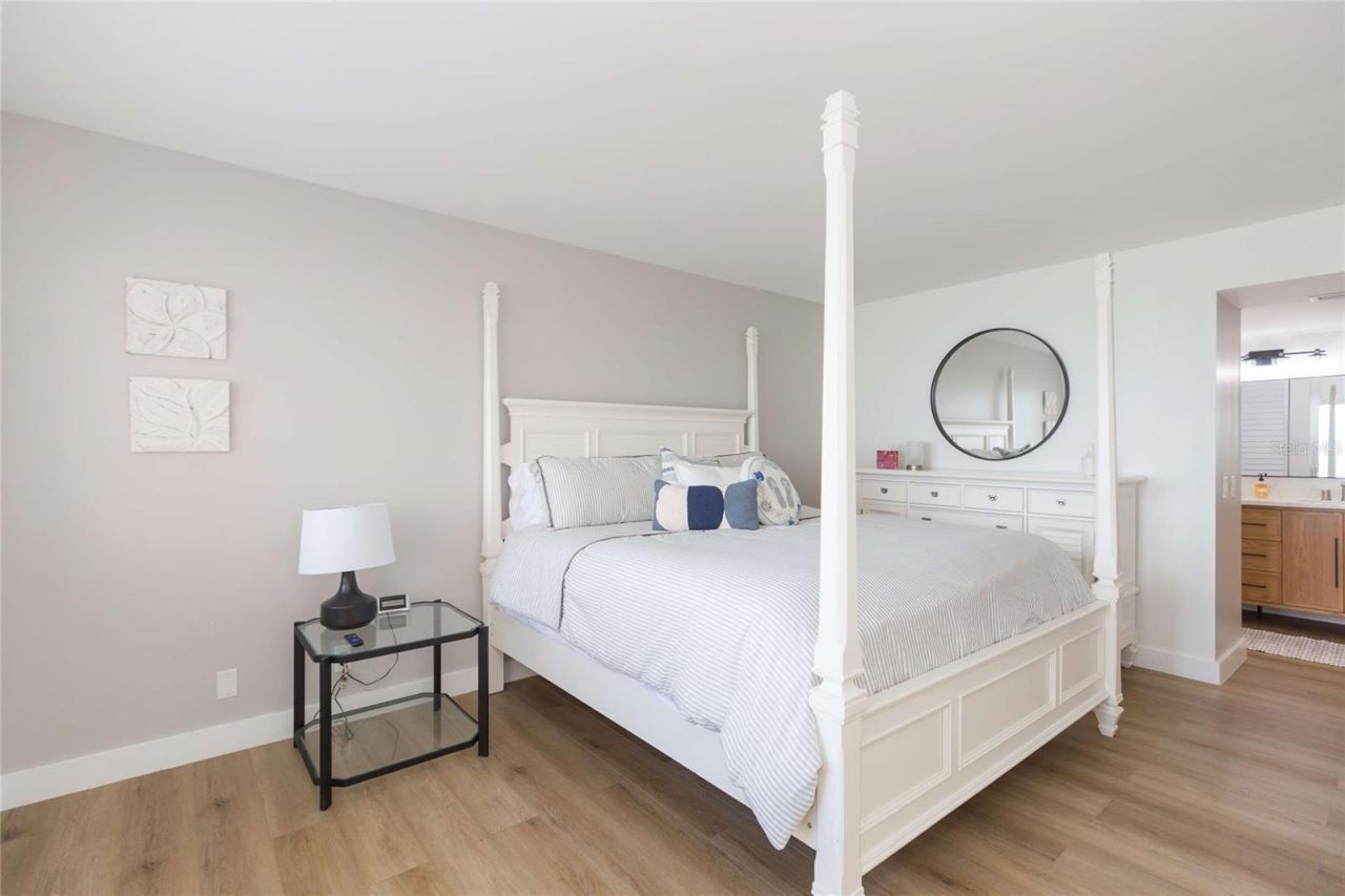 5633 Puerta Del Sol Boulevard S, Unit 204, Saint Petersburg, FL 33715 Photo