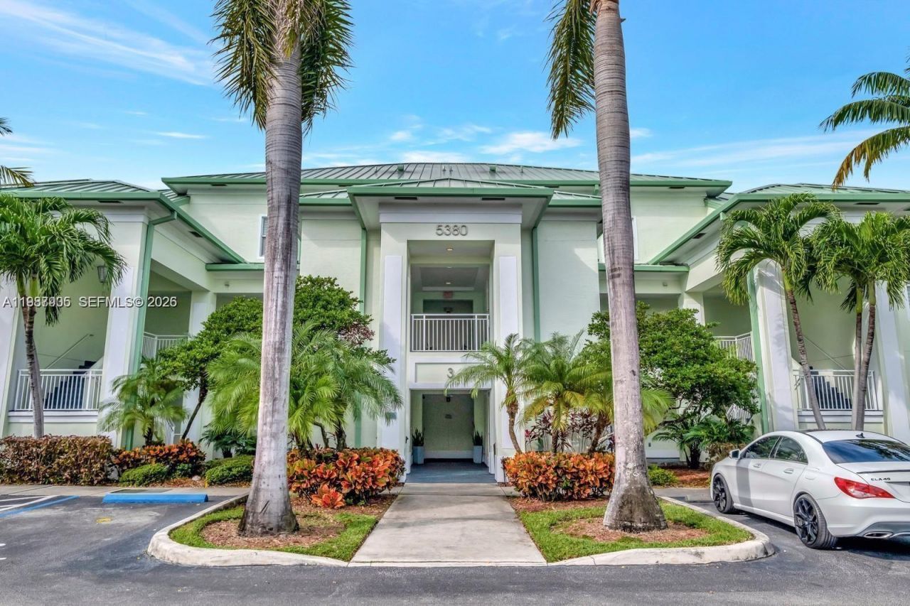 5300 NW 87th Ave , Unit 114, Doral, FL 33178 Photo