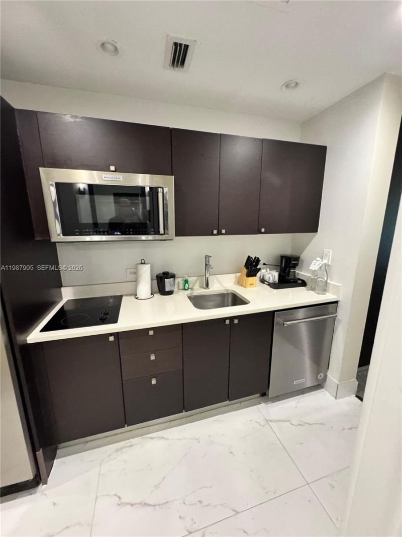 5300 NW 87th Ave , Unit 114, Doral, FL 33178 Photo