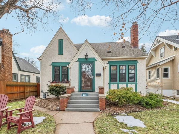 529 Saratoga Street S, Saint Paul, MN 55116