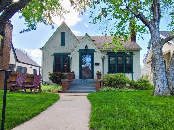 529 Saratoga Street S, Saint Paul, MN 55116