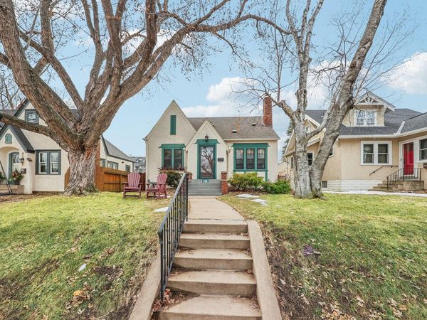 529 Saratoga Street S, Saint Paul, MN 55116