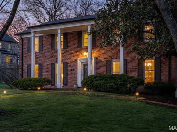 61 York Drive, Brentwood, MO 63144